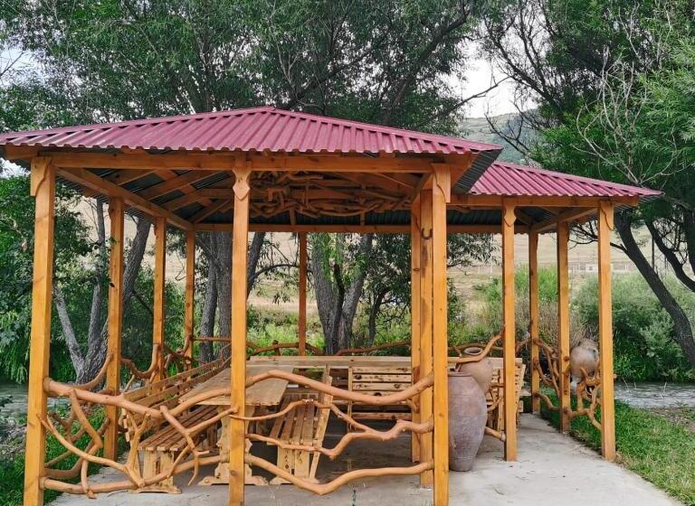 بنسيون Manana Guesthouse