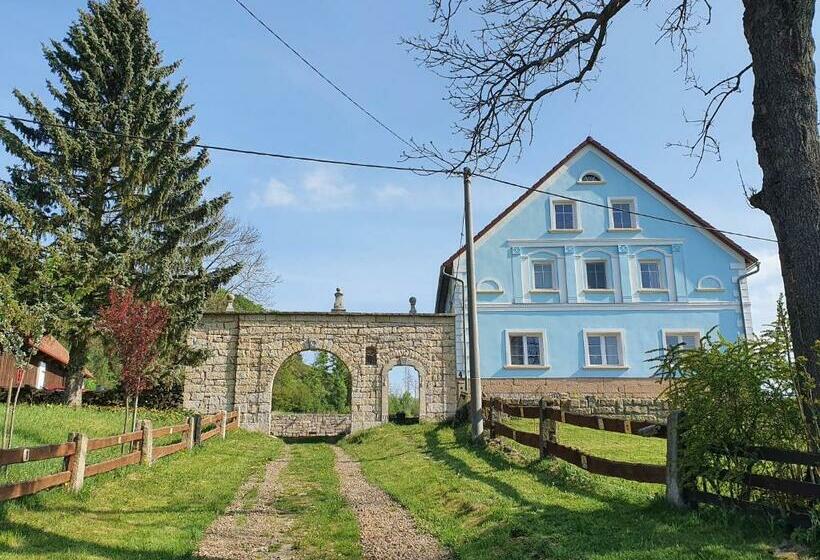 펜션 Statek Bílý Dvůr Bělý