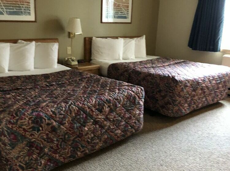 هتل Value Host Motor Inn