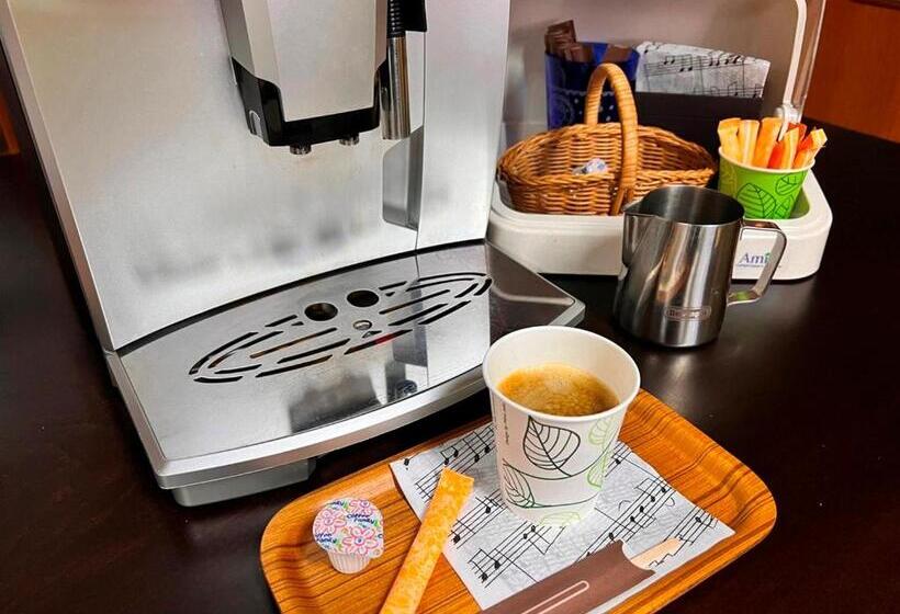 ユースホステル Minshuku Iwatakan