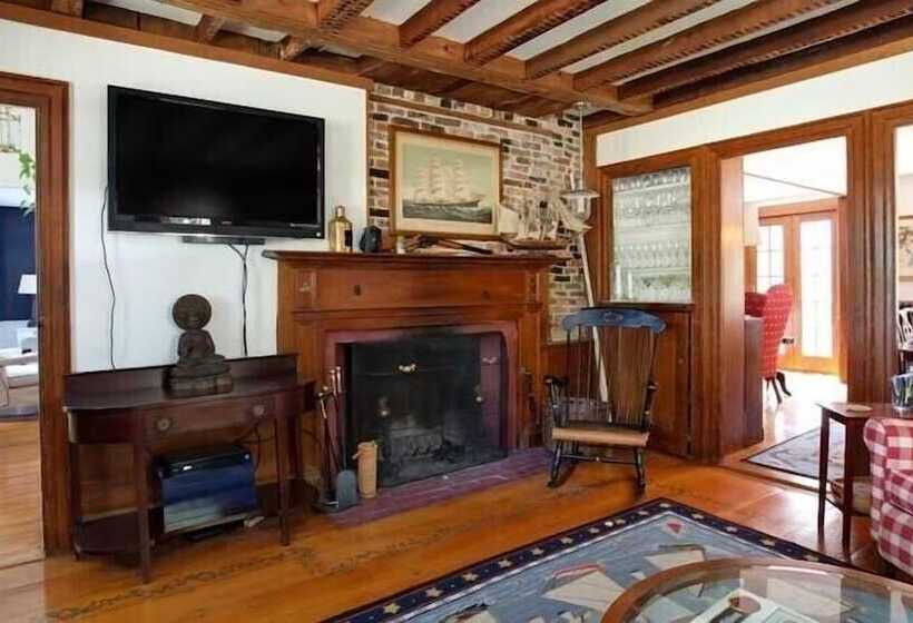 مبيت وإفطار Bursley Manor