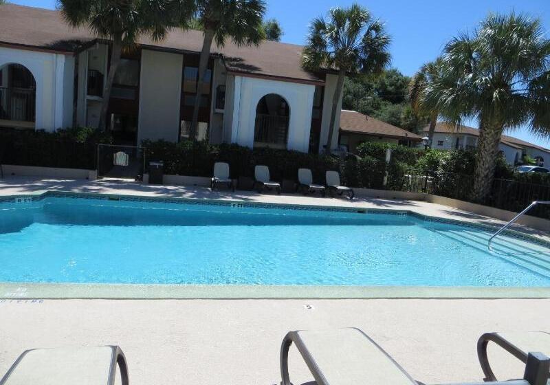 Central Motel  Inverness