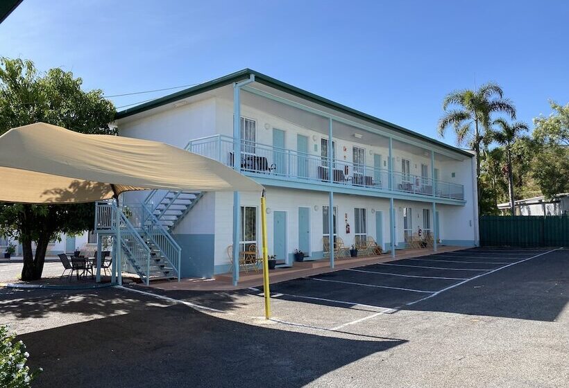 Central Point Motel