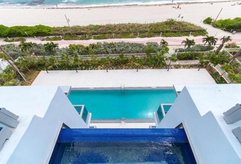 Monte Carlo Suites In Miami Beach