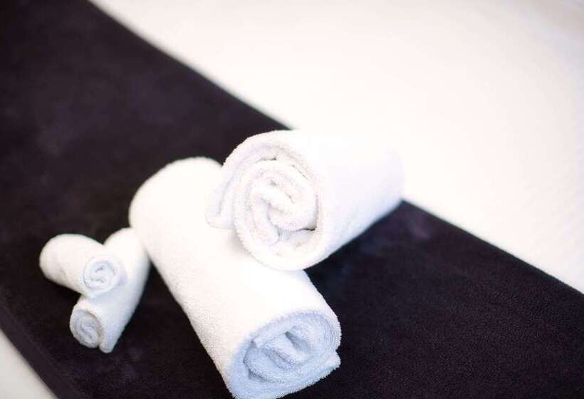 Comfort Hotel East Melbourne