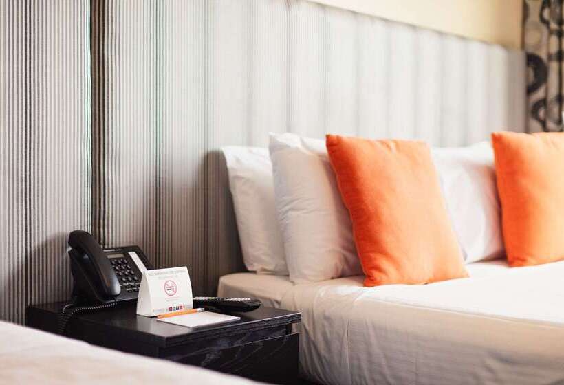 Comfort Hotel East Melbourne