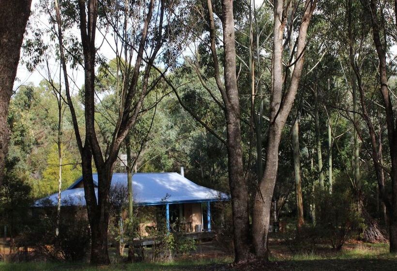 Ellensbrook Cottages