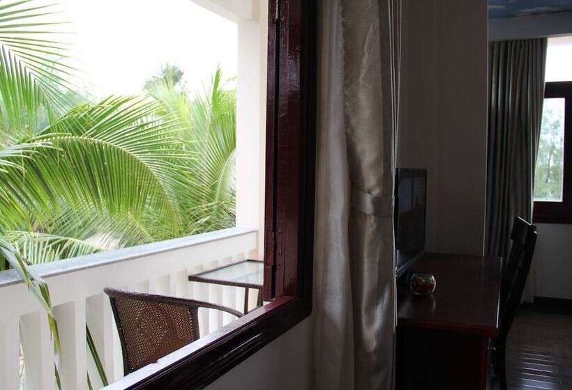 Gm Doc Let Beach Resort & Spa