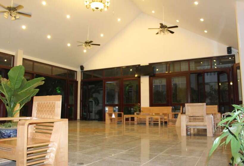 Gm Doc Let Beach Resort & Spa