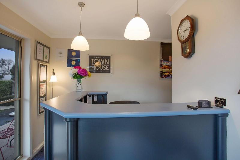 Hamilton Townhouse Motel