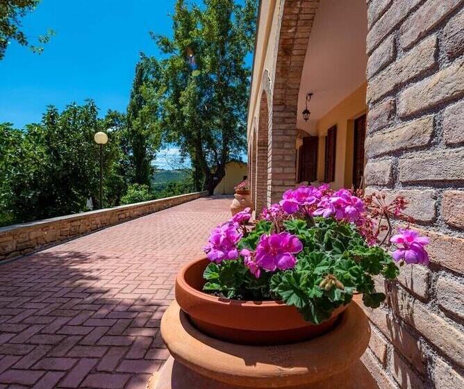 Отель Abadia Farneto