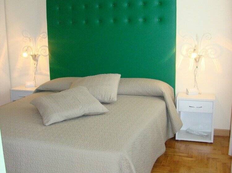 בית מלון כפרי Alla Villa Fini