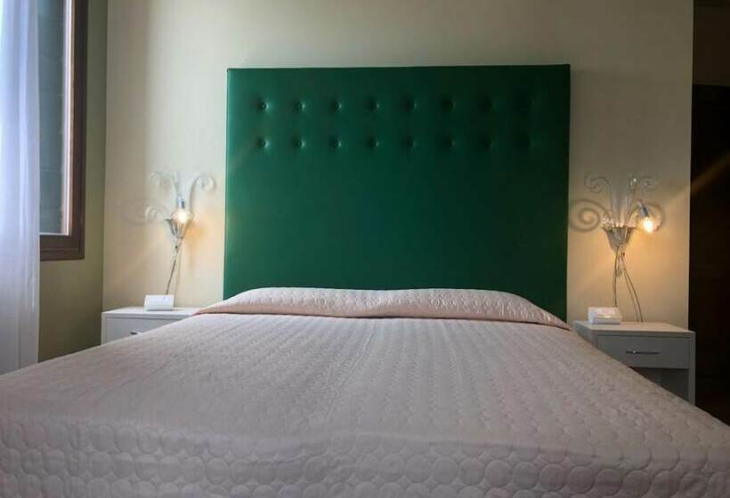 فندق Alla Villa Fini