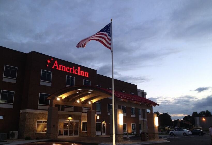فندق Americinn By Wyndham Waupun