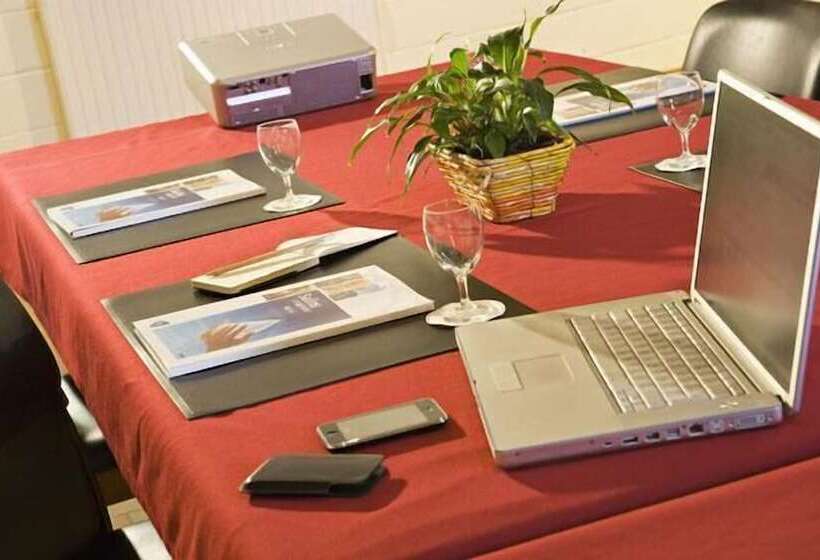 Appart Hotel Charles Sander