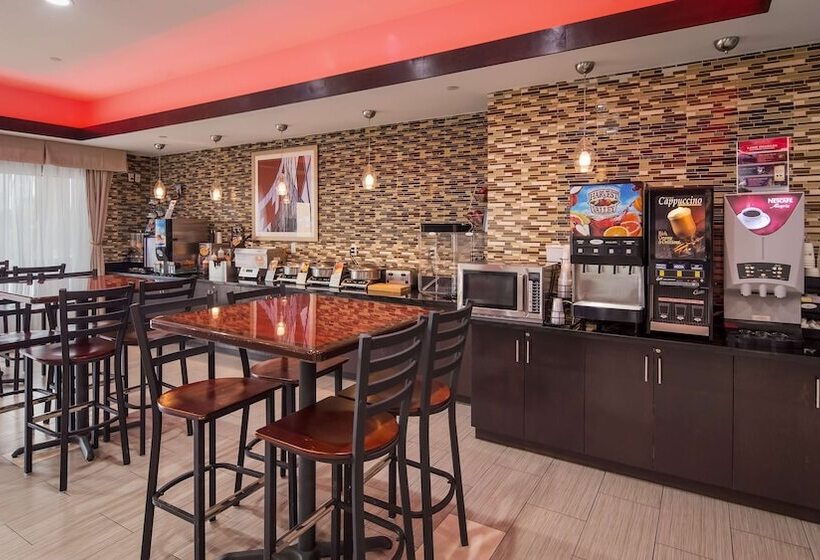 בית מלון כפרי Best Western Casino Inn