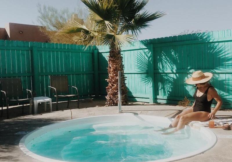 בית מלון כפרי Borrego Valley Inn