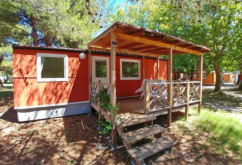 Отель Mobile Homes Camp Perna Adriatic Kampovi