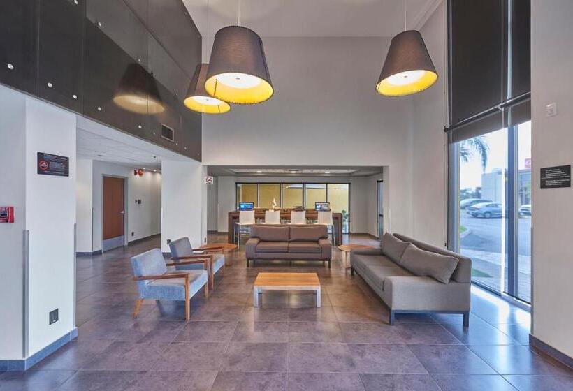 酒店 City Express By Marriott Monterrey Norte