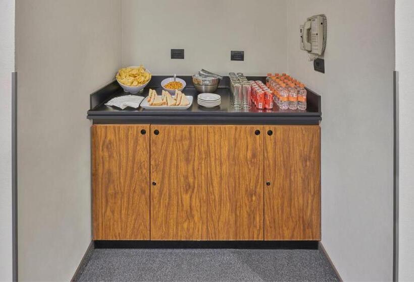 Отель City Express By Marriott Ciudad De México Plaza Central