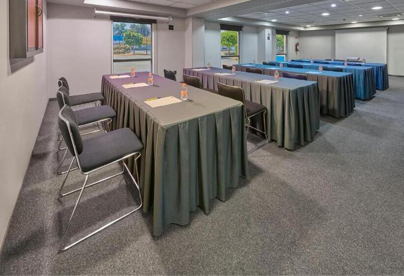 ホテル City Express By Marriott Ciudad De México Plaza Central