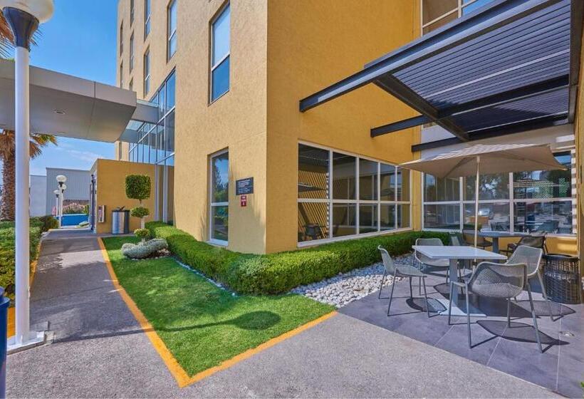 Отель City Express By Marriott Ciudad De México Plaza Central