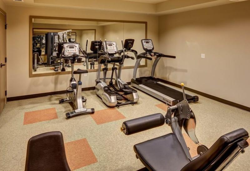 Clarion Hotel & Suites