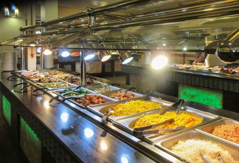 Clarion Hotel & Suites