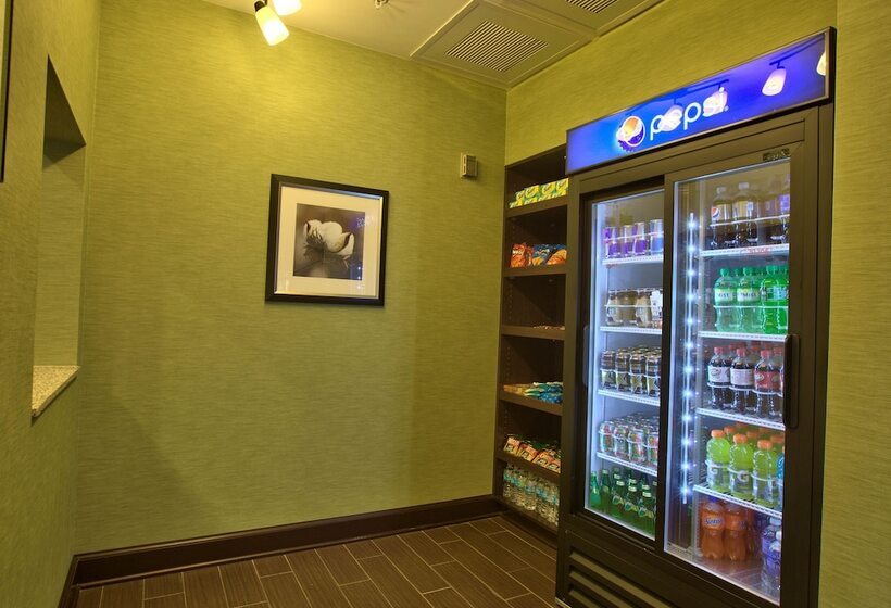 فندق Comfort Inn & Suites Dothan East