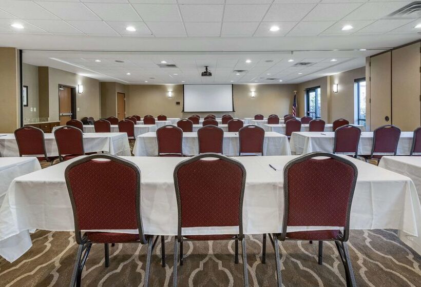 فندق Comfort Suites Bridgeport  Clarksburg