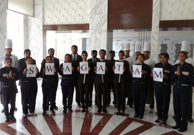 호텔 Country Inn & Suites By Radisson Bathinda