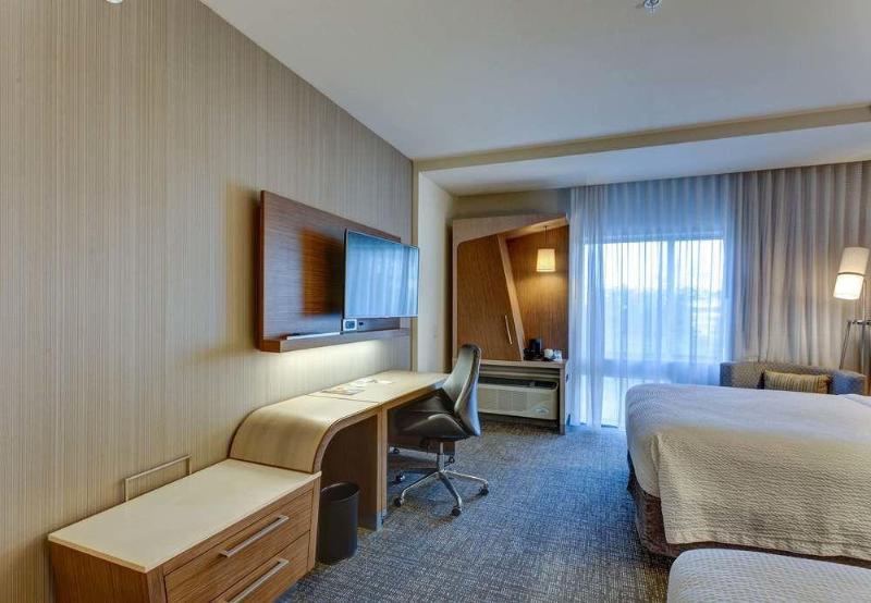 فندق Courtyard By Marriott Hammond