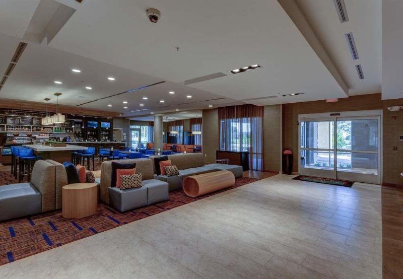 فندق Courtyard By Marriott Hammond
