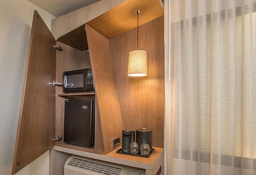 فندق Courtyard By Marriott Lubbock Downtown/university Area