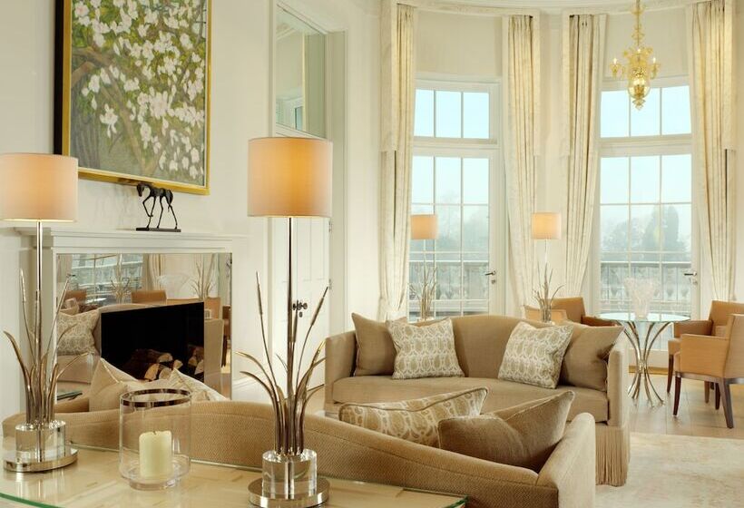 Отель Coworth Park Dorchester Collection