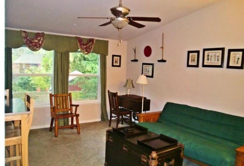 호텔 Creekside Inn & Resort