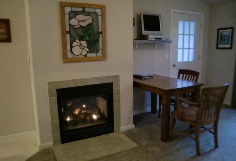 호텔 Creekside Inn & Resort