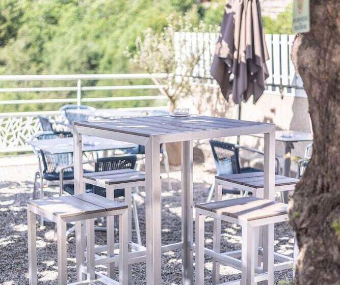 فندق De La Plage