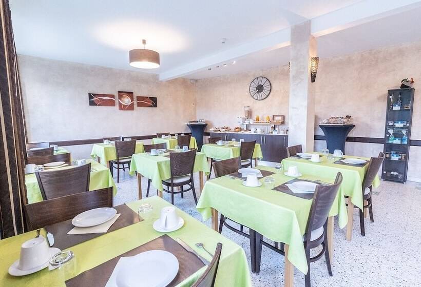 فندق De La Plage