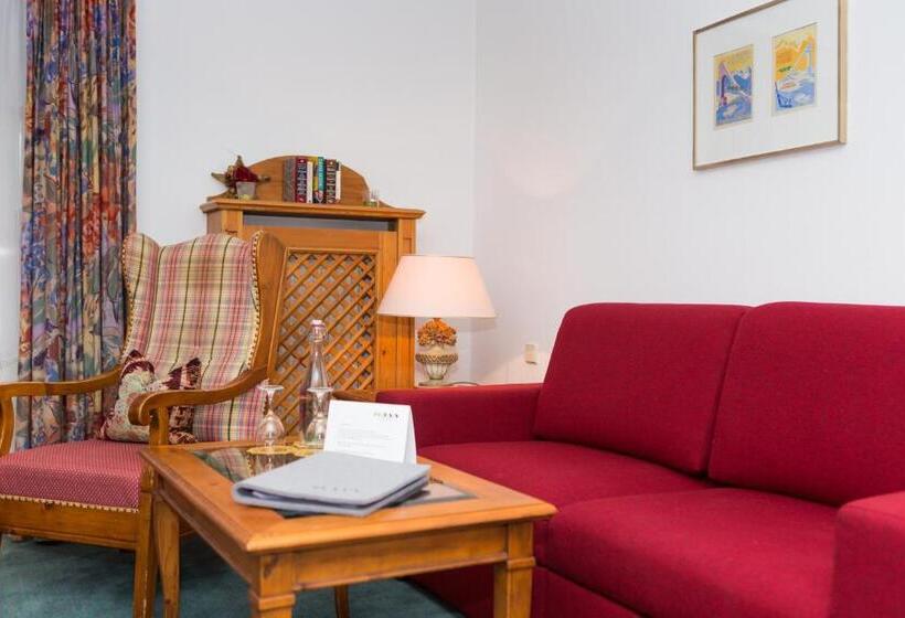 Отель Deva Villa Mittermaier