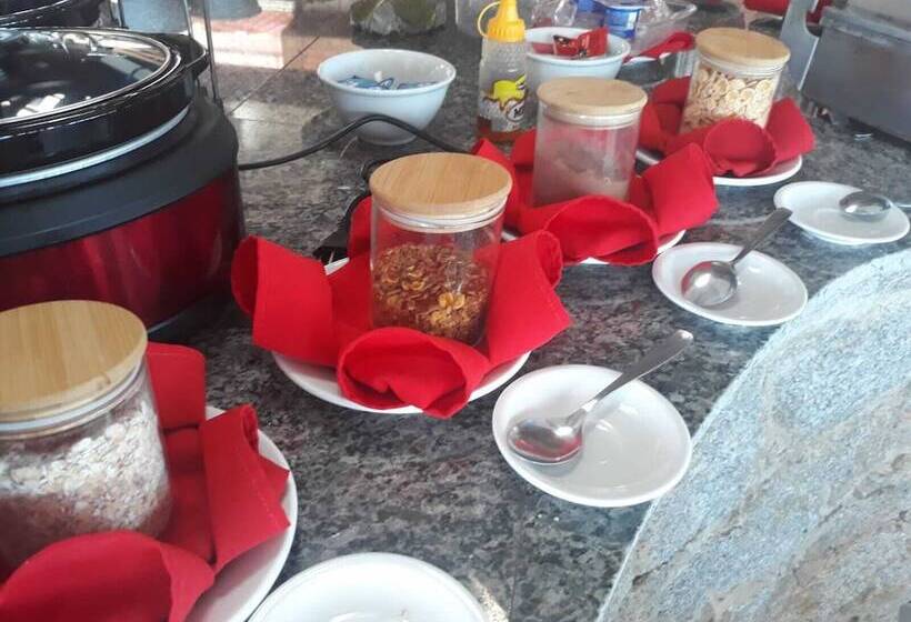 בית מלון כפרי Du Lac Macaé