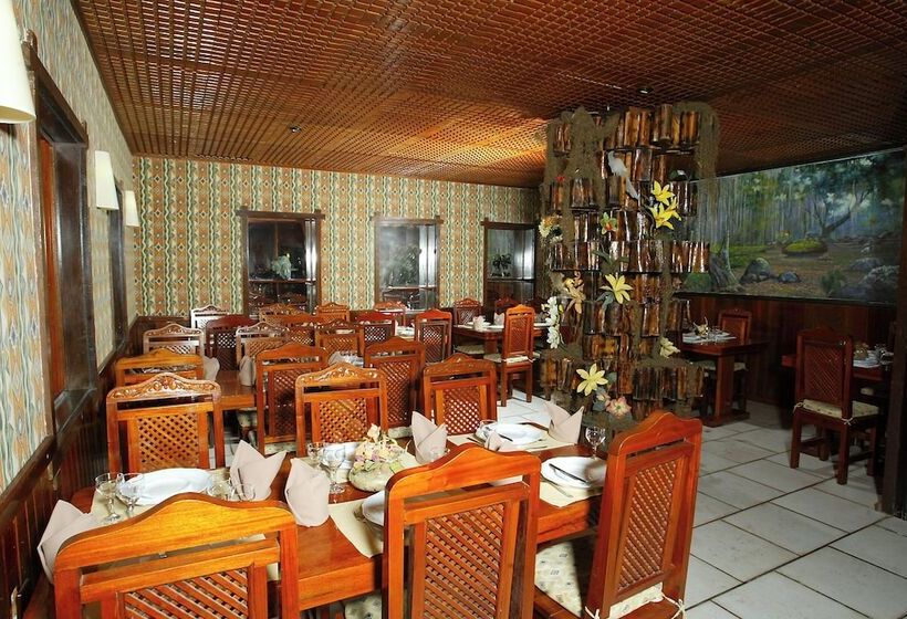 בית מלון כפרי Du Lac Macaé