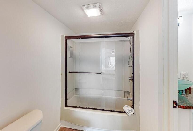 فندق El Matador 546