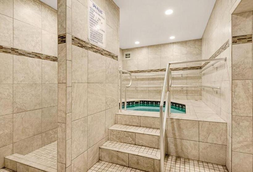 فندق El Matador 546