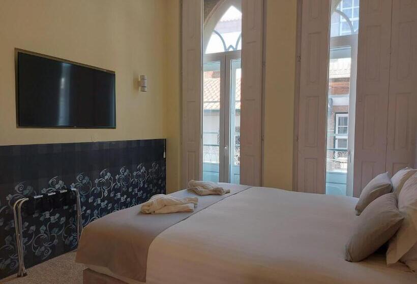 Отель Emaj Boutique