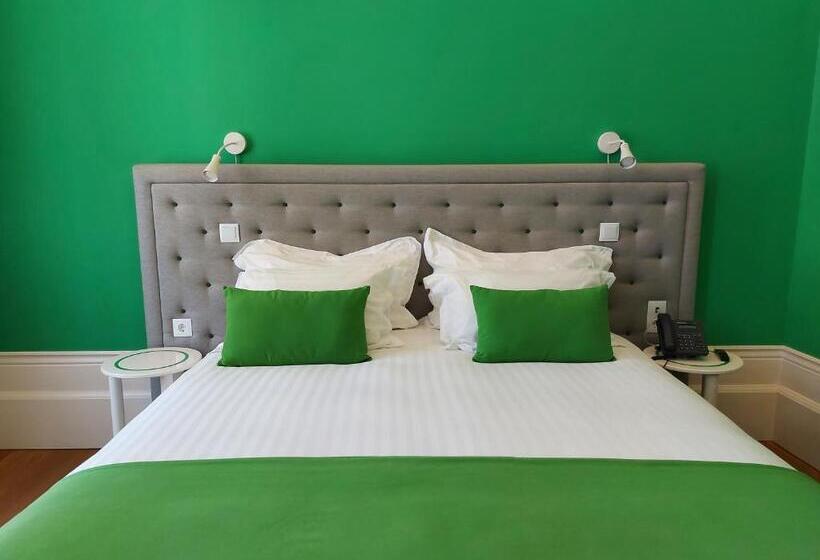 Отель Emaj Boutique