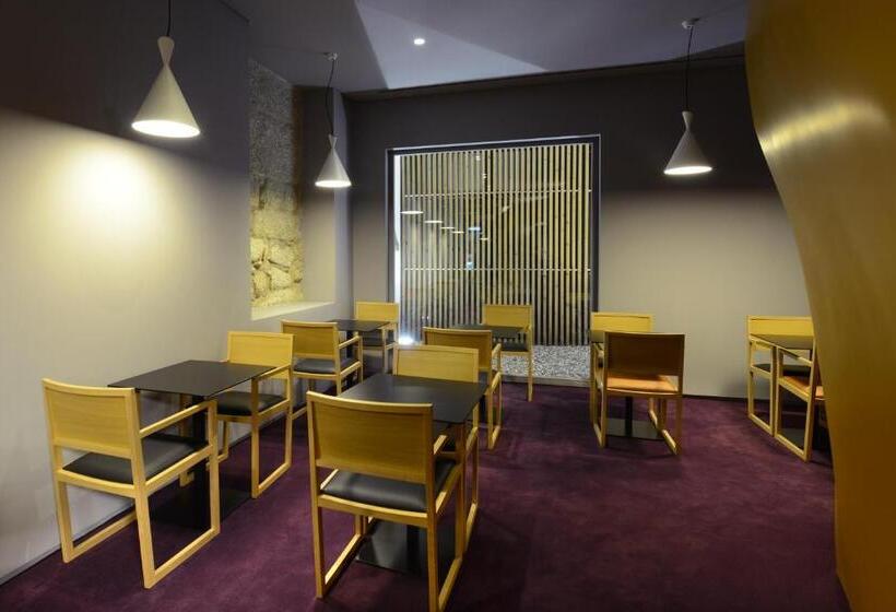 Отель Emaj Boutique