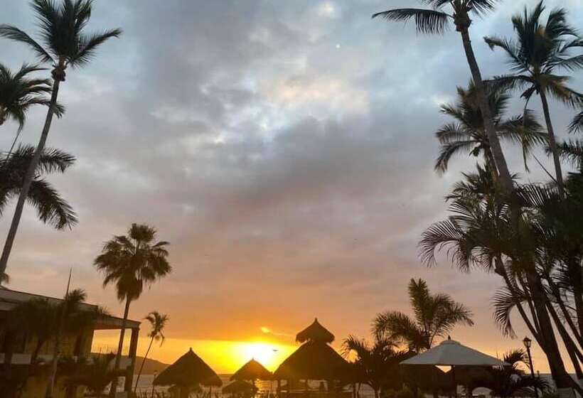 ホテル Estancia San Carlos Guayabitos