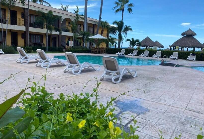 ホテル Estancia San Carlos Guayabitos