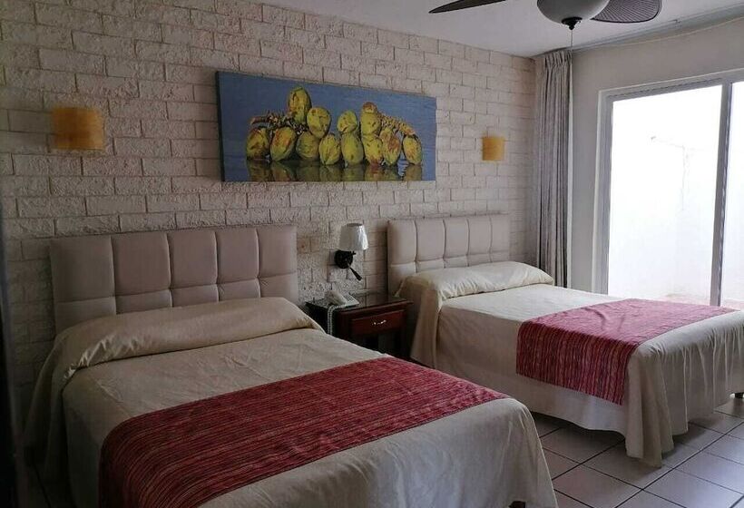 ホテル Estancia San Carlos Guayabitos